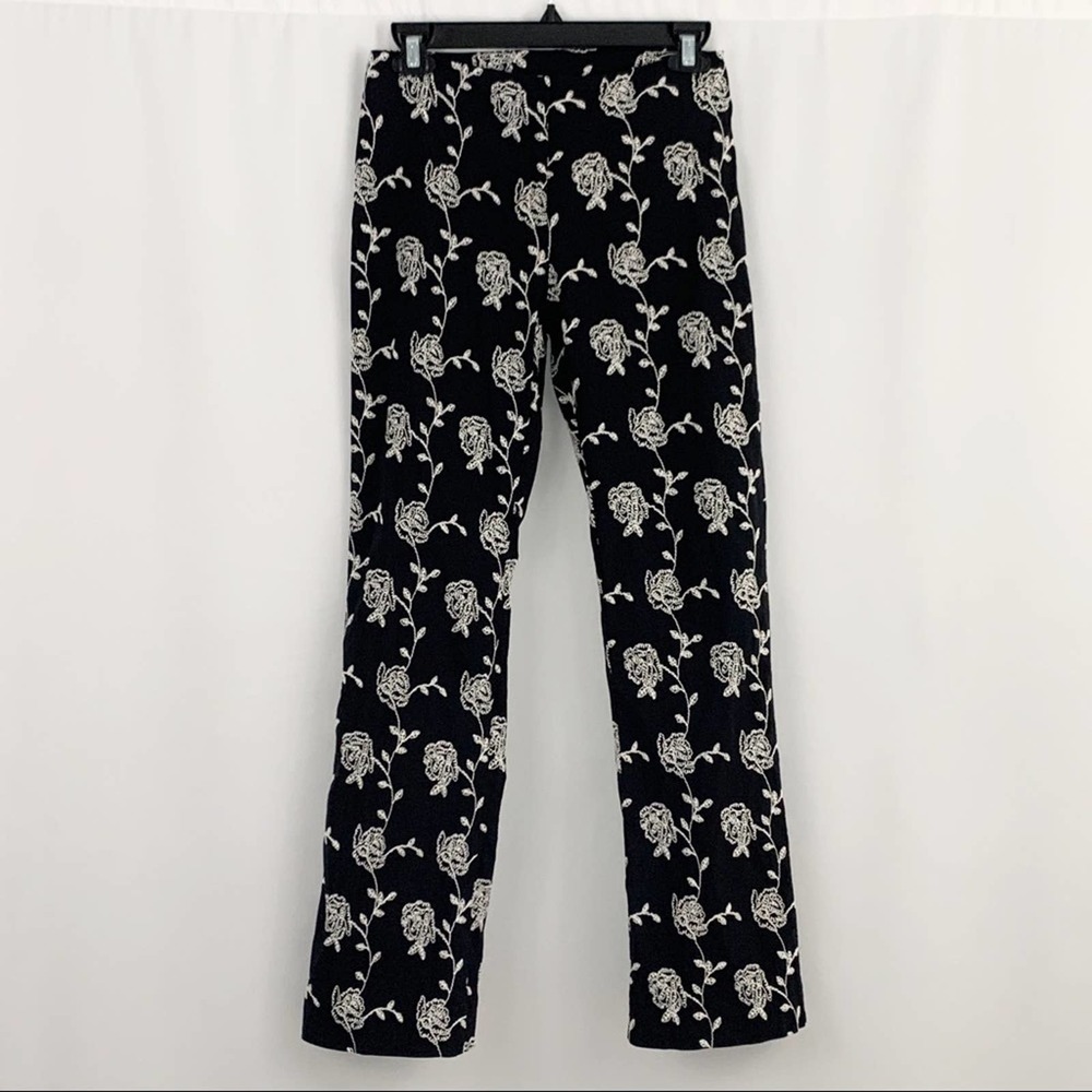 WHBM Black Pants White Embroidered Flowers…